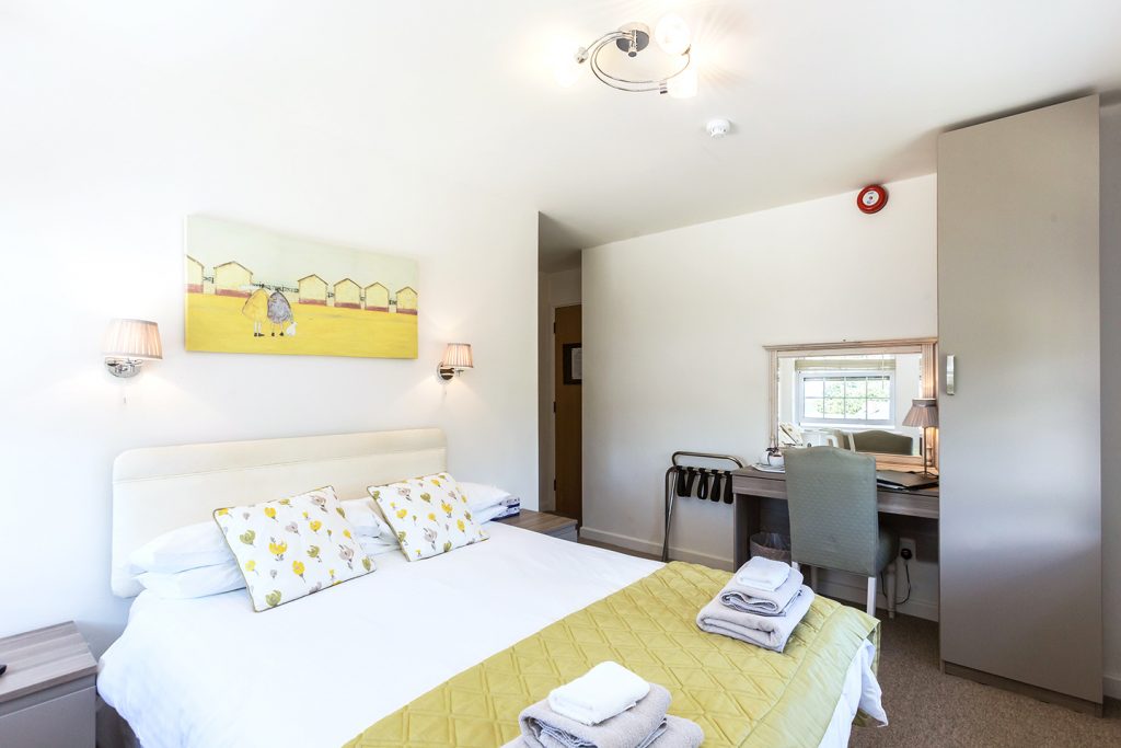 Les Cotils Guernsey - Standard Twin/Double Room